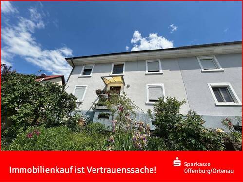 Hausfront - Ohlsbach - Doppelhaushälfte mit Potential!