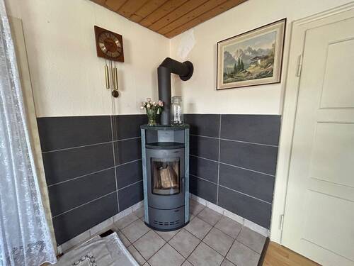 Wohnzimmer im Obergeschoss mit Schwedenofen - 