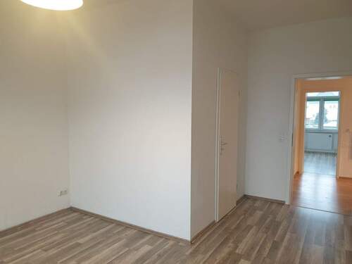 Schlafzimmer mit begehbaren Schrank - 