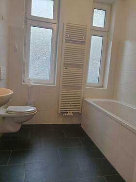 Bad mit Fenster - 