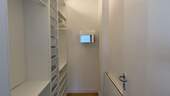 Walk-in Closet - 