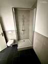 Dusche - 2 Zimmer Etagenwohnung in Berlin