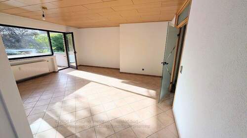 im großzügigen Wohnbereich.. - Etagenwohnung mit 75,00 m&sup2; in Leverkusen zur Miete