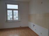 Küche - Etagenwohnung mit 100,00 m² in Lauter-Bernsbach zur Miete