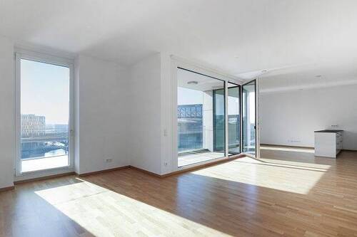 Wohnbereich - 2 Zimmer Etagenwohnung in Berlin