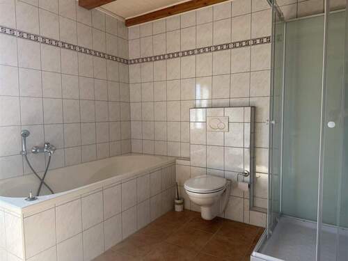 Badezimmer Obergeschoss - 