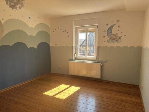 Schlafzimmer Durchgangszimmer Obergeschoss - 