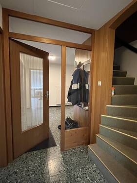 Eingangsbereich EG - Mehrfamilienhaus, Wohnhaus mit 150,00 m&sup2; in Dettighofen zum Kaufen
