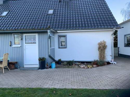 hintere Ansicht - 3 Zimmer Doppelhaushälfte zum Kaufen in Groß Polzin