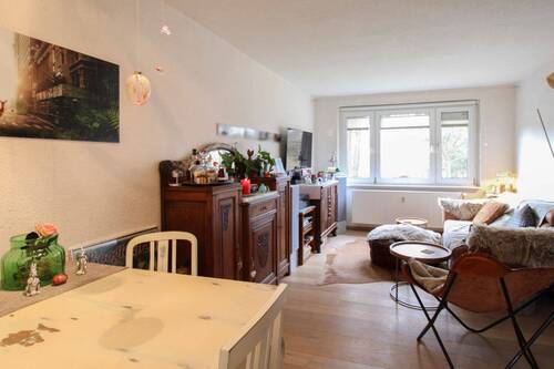 Wohnzimmer - Etagenwohnung mit 57,20 m&sup2; in Greifswald zum Kaufen