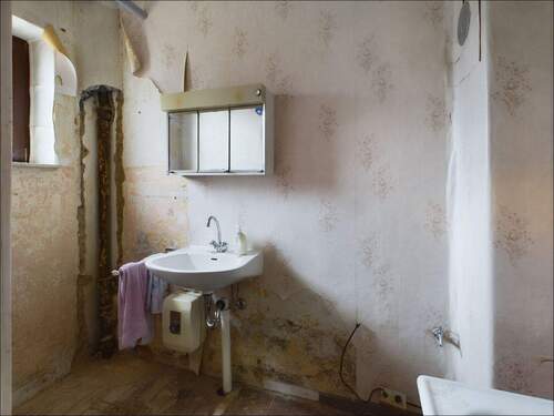 Badezimmer (Haus 1) - 