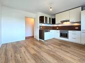 Einbauküche und Essplatz - 2 Zimmer Etagenwohnung in München