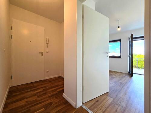 Eingang und Garderobe - 