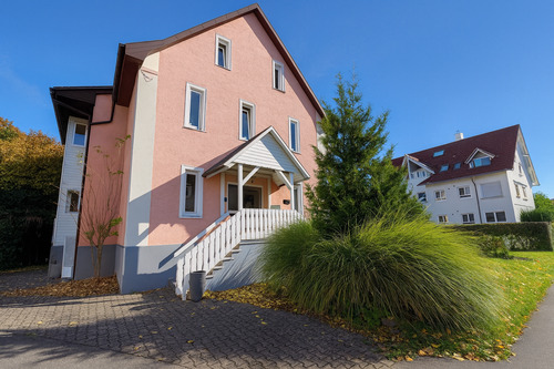 Ostansicht - Historisches Haus mit großem Entwicklungspotenzial!