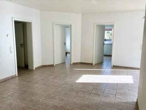 Wohnzimmer - 3 Zimmer Etagenwohnung zur Miete in Hochspeyer