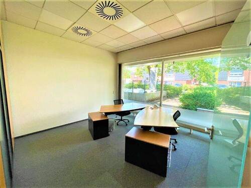 Büro 1: Platinum-Plan 24qm - Platinum-Plan 24qm: Abschließbares Büro im Top-Coworking Leverkusen