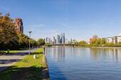 Mainuferpromenade vor der Haustür - 