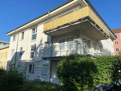Rückansicht - 2 Zimmer Etagenwohnung in Dresden