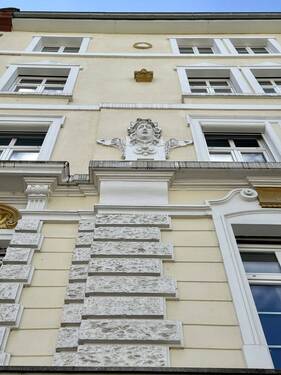 Vorderansicht - #VERMITTELT# NORDEND-WEST - Exklusiv sanierte Etagenwohnung