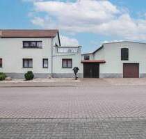 Einfamilienhaus mit ELW und Photovoltaik, sowie eigene Oase im Garten - Könnern Trebitz