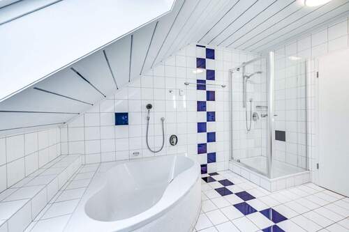 Badezimmer_Obergeschoss - 