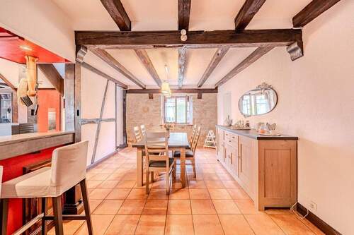 Wohnzimmer - Bauernhaus, Landhaus mit 250,00 m&sup2; in Matzenheim zum Kaufen