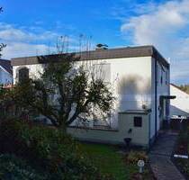 Bruchsal-Untergrombach: DHH mit Wintergarten, Loggia, Sauna, Garage, ELW, nähe Weingartener Moor
