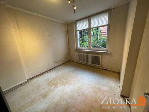 Blick in den im EG gelegen hinteren Raum - 