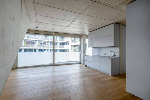 Zimmer mit Einbauküche - AM TACHELES: JOUX Wohnen mit avantgardistischem Design