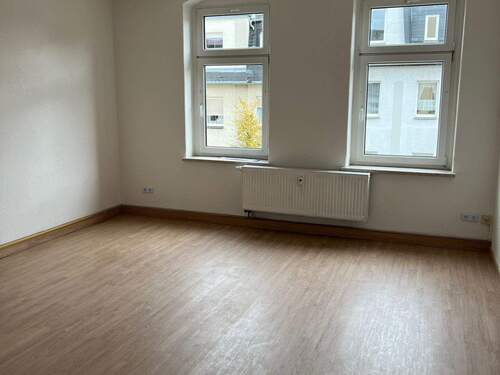 Wohnzimmer - Etagenwohnung mit 90,00 m&sup2; in Aue zur Miete