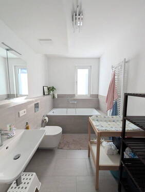 Bad - 3 Zimmer Etagenwohnung in Berlin