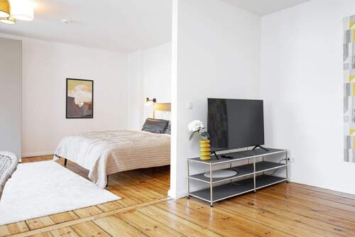 01 - Sofort einziehen! Großzügige 2-Zimmer-Wohnung voll ausgestattet und modern eingerichtet