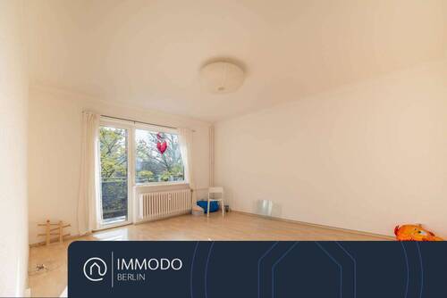 Wohnzimmer - ?? Wohnglück in der Fasanenstraße - helle 3 Zimmer mit sonnigen Balkon und Kammer
