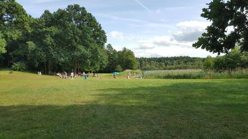 Ganz nah Wiese am See Rothemühl - 