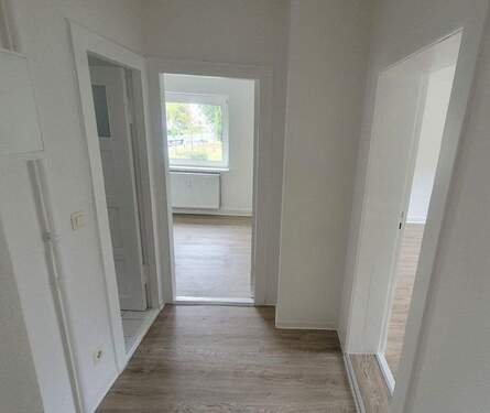 Flur - 2 Zimmer Etagenwohnung zur Miete in Fürstenwalde