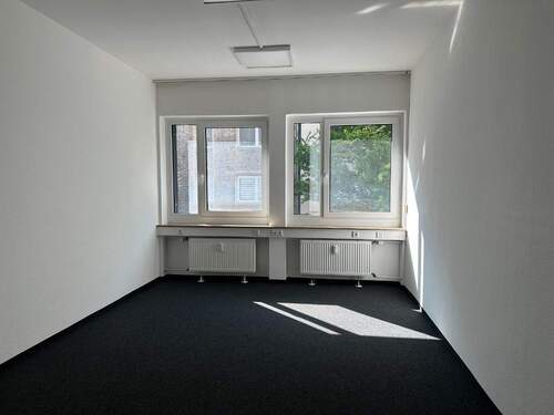 Bürofläche 1. Etage 27 qm - Zentrales 20 m² Büro am Jahnplatz, Bielefeld - flexibel, unmöbliert 810,-€Monat