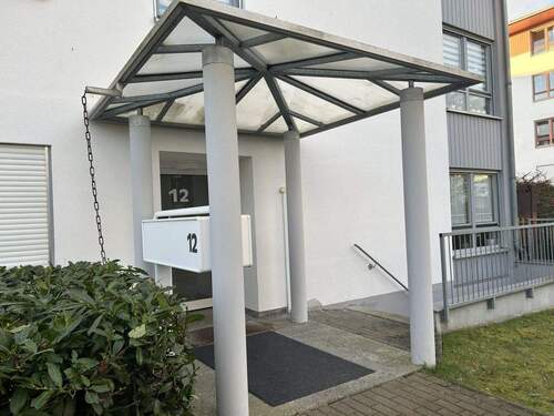 Hauseingang - 2 Zimmer Etagenwohnung in Zwickau