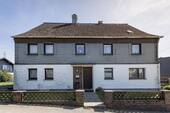 Hausansicht - 4 Zimmer Doppelhaushälfte zum Kaufen in Radevormwald