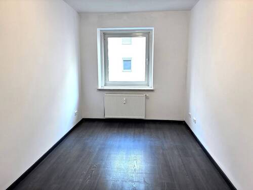 Schlafzimmer - Etagenwohnung mit 75,00 m² in Nürnberg zur Miete