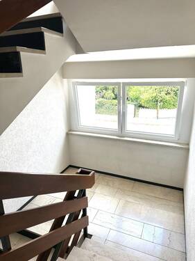 Entreé - 4 Zimmer Etagenwohnung in München