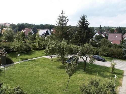 parkähnliche Außenanlage - Etagenwohnung mit 57,00 m&sup2; in Zwickau zum Kaufen