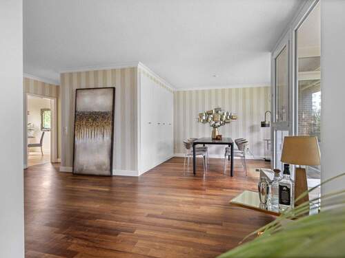 Wohnzimmer - Etagenwohnung mit 175,00 m&sup2; in Hannover / Anderten zum Kaufen