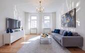 Wohnzimmer - Bezugsfrei: Sonnige, ruhige Altbau-Wohnung mit EBK & Tageslicht-Badezimmer im beliebten Friedenau