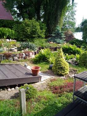 Gartenimpressionen+Seeblick - 4 Zimmer Einfamilienhaus in Bestensee