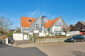Ansicht (Haus links) - Lichtverwöhntes Einfamilienhaus in bester Nachbarschaft in Angermund - english texts see below