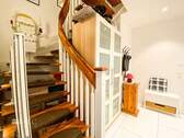 Treppe mit Sitzlift - 