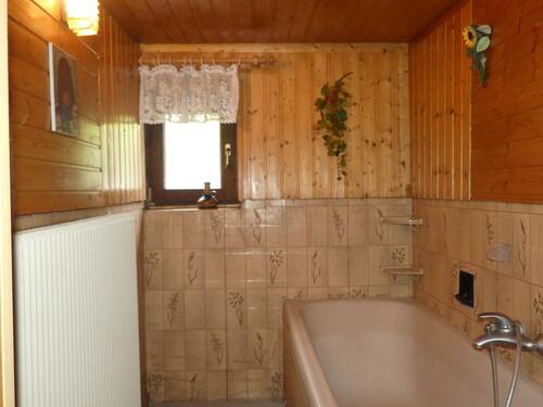 Badezimmer im UG - 