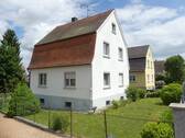 Grün rundum - 6 Zimmer Mehrfamilienhaus, Wohnhaus zum Kaufen in Mengen