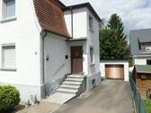 Hofraum Garage - 6 Zimmer Mehrfamilienhaus, Wohnhaus in Mengen
