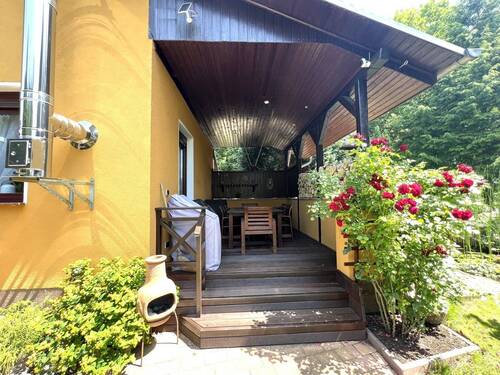 Blick auf die Terrasse - 